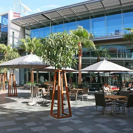 Artemis Boutique 2 *