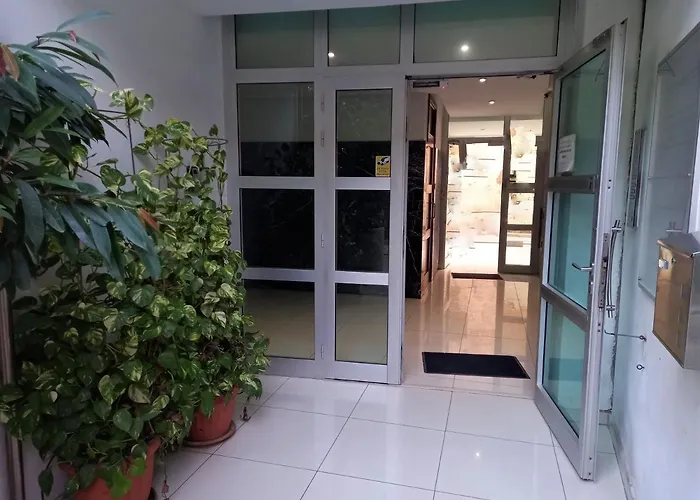 Artemis Boutique 2 アパート *