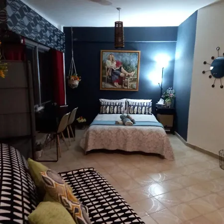 דירה Artemis Boutique 2 *